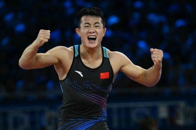 1722986986050061026.jpg 【早报】小小巴黎,拿捏