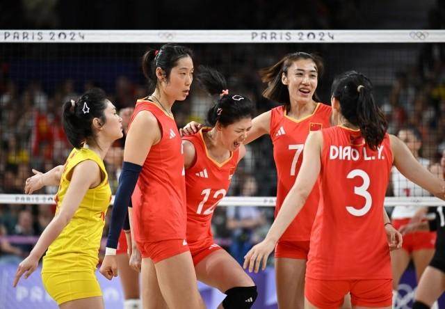 1722986946421080525.jpg 【早报】小小巴黎,拿捏