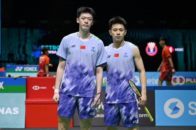 石宇奇李诗沣会师大马男单半决赛 女双四强占三席