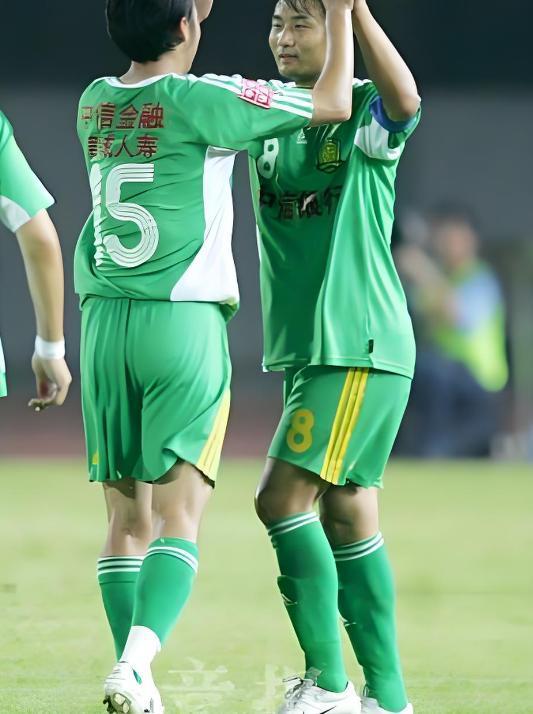 开云官网-曾是国安夺冠功臣,娶乒乓球选手为妻,31岁退役,如今身份不一般