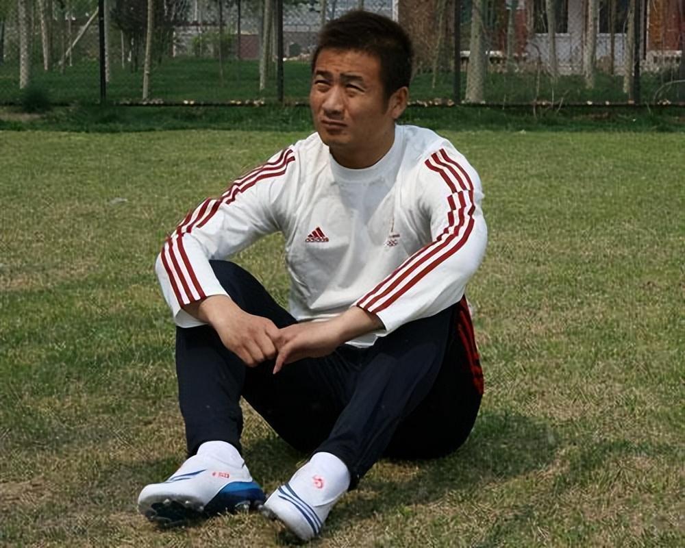 开云官网-曾是国安夺冠功臣,娶乒乓球选手为妻,31岁退役,如今身份不一般